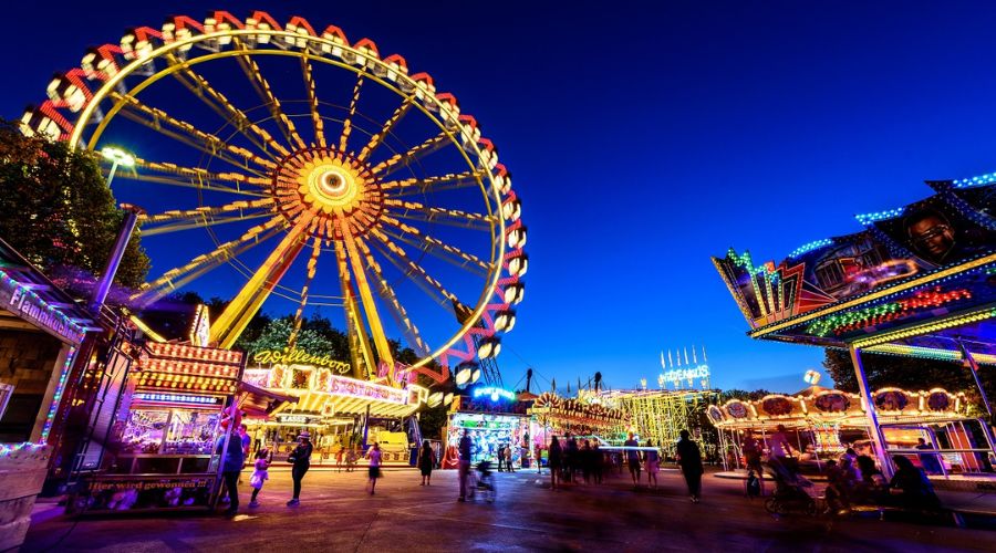 The Best 5 Theme Parks You Must Not Miss