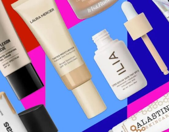 5 Best Tinted Moistures Of 2024 | The Pennywize